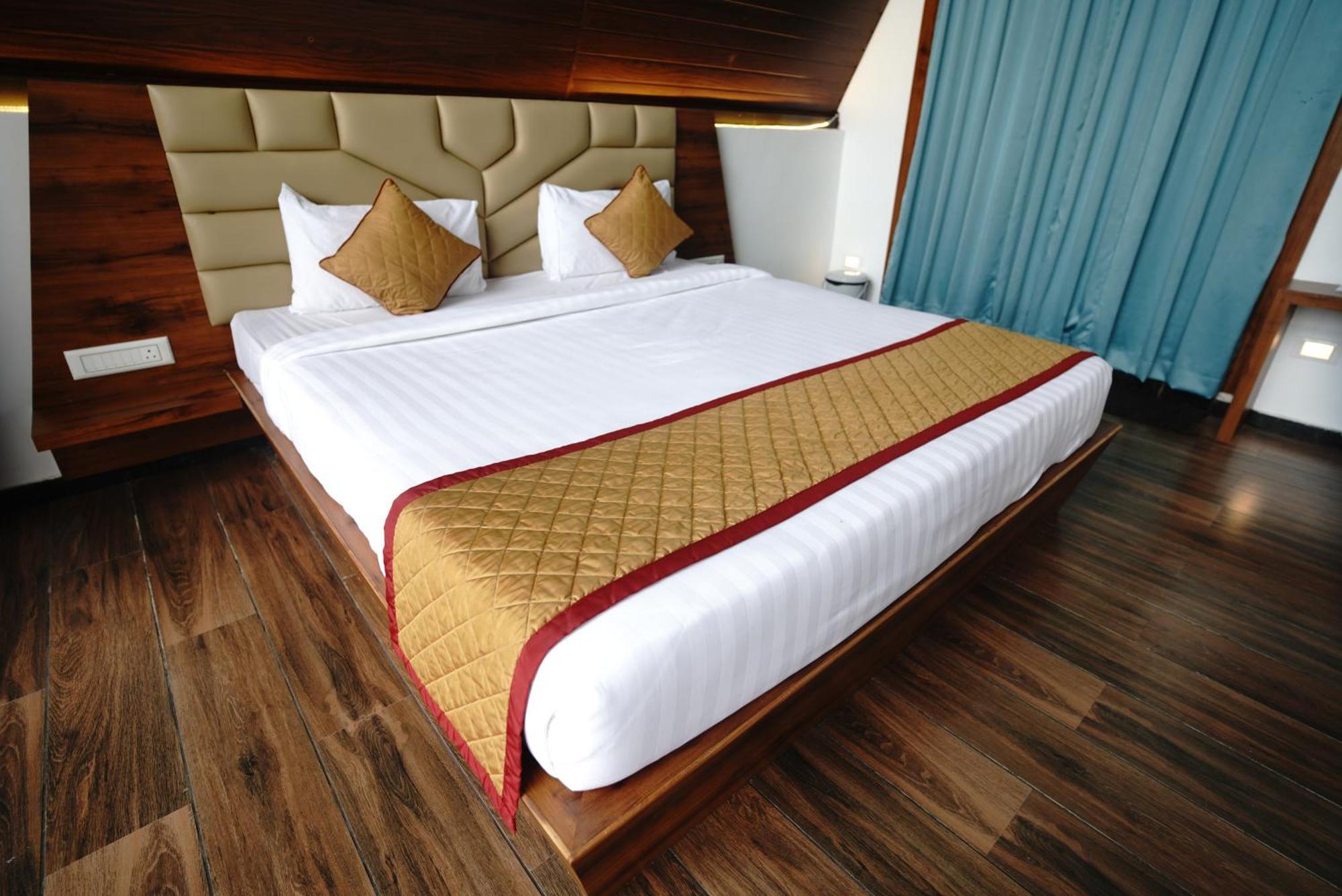 Q Mango Resort Ramanagara Exterior photo